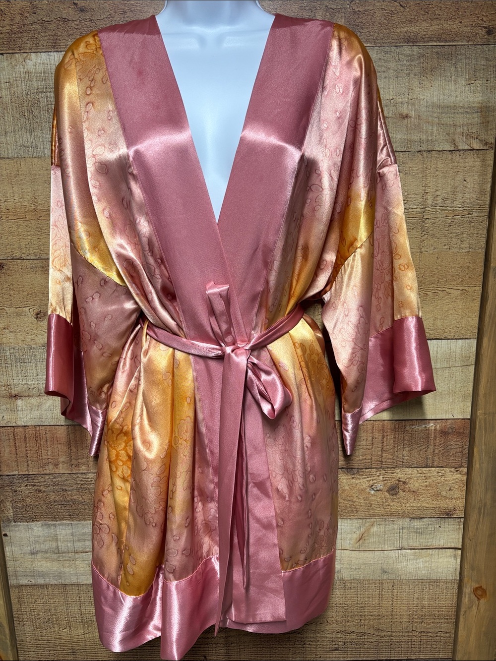 Victoria’s Secret Gold Label Robe Kimono